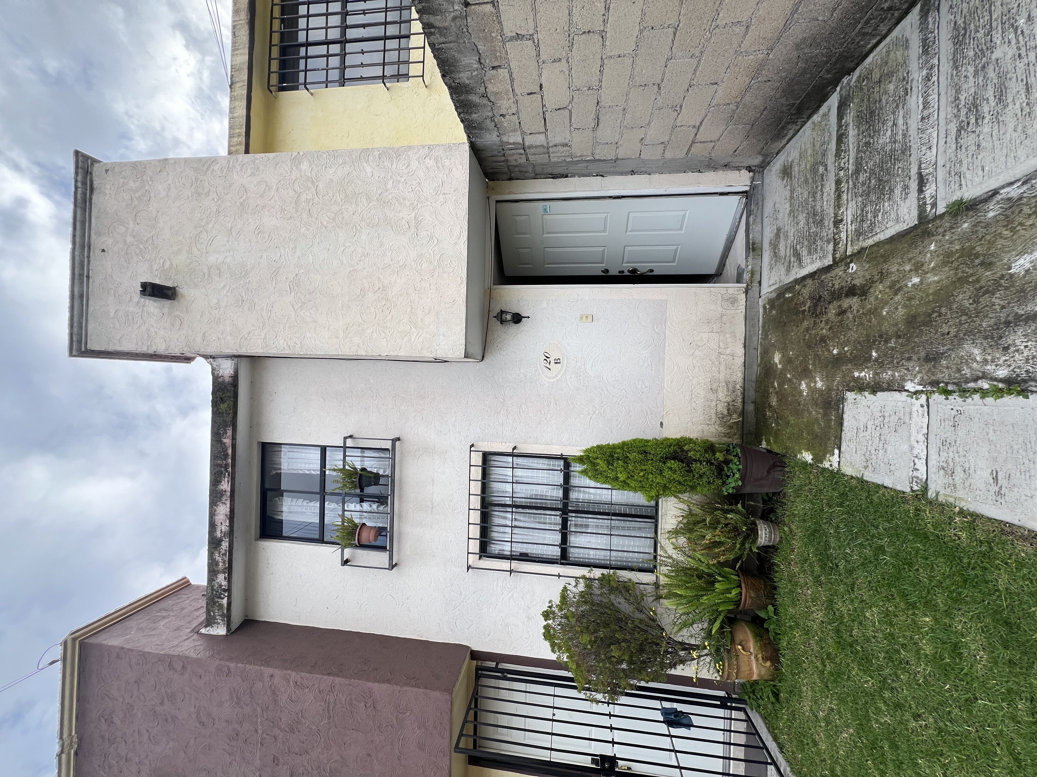 Casa de 2 niveles Villas Santín Toluca